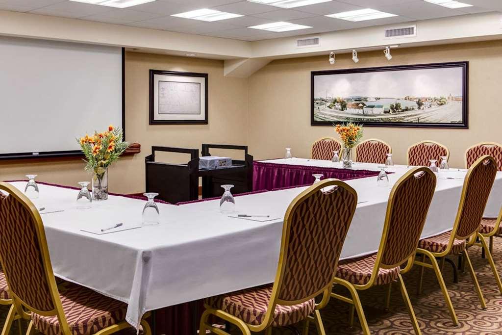 Hampton Inn Dubuque Facilități foto