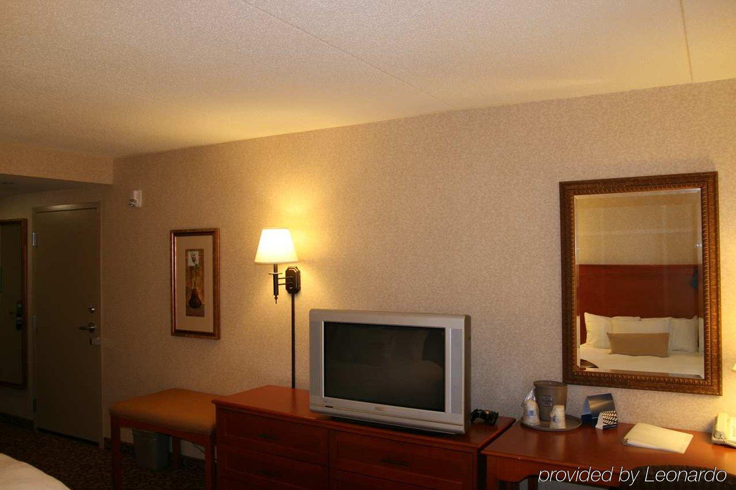 Hampton Inn Dubuque Cameră foto