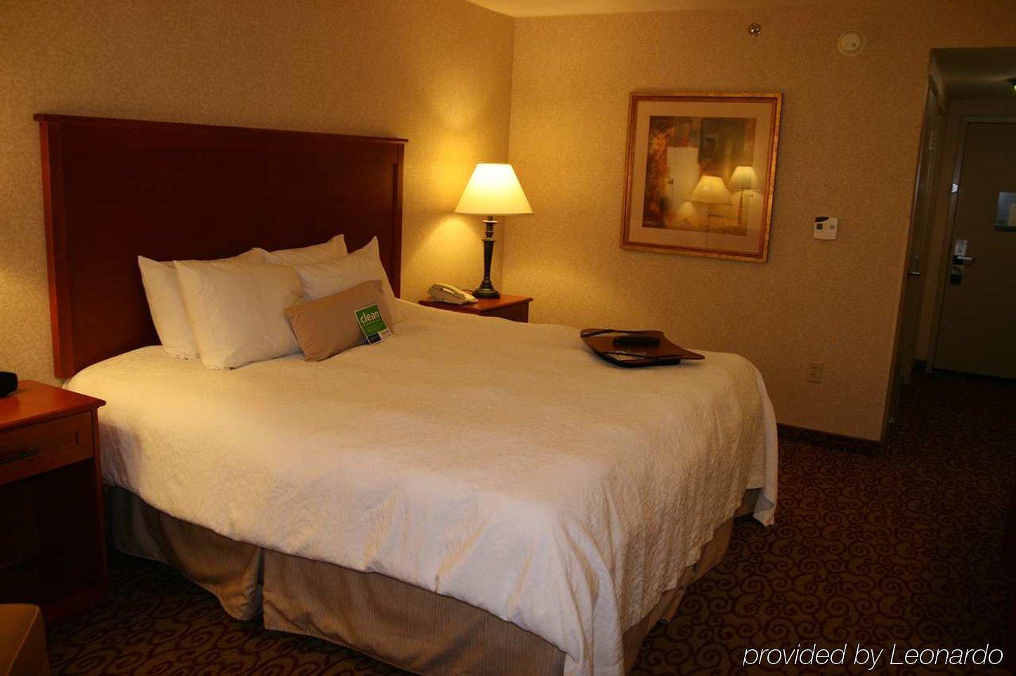 Hampton Inn Dubuque Cameră foto